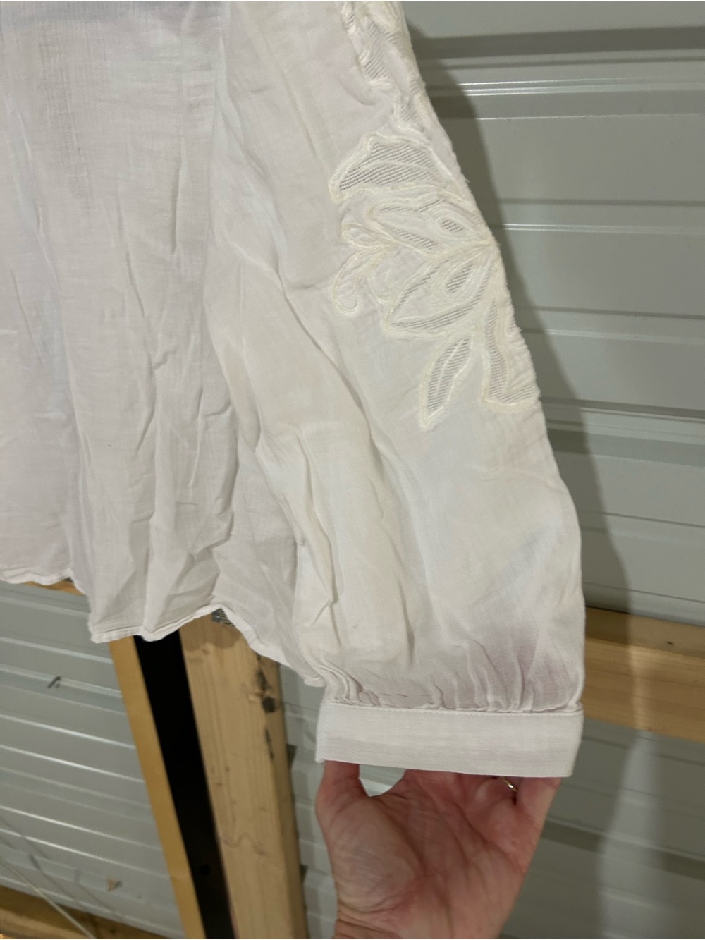 a.n.a White Cotton Embroidered Floral Boho Blouse Size S Boho Cottagecore - Picture 7 of 8